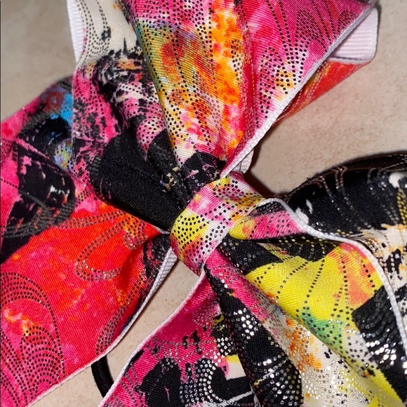 Cheer bow - Picture 3 of 3